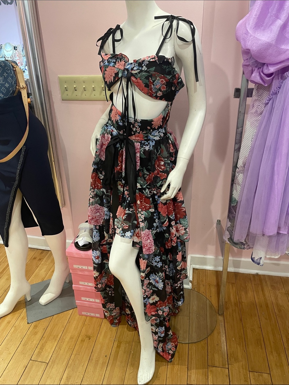 Black Floral High-Low Maxi Dress with Tie‎ Straps 2pc